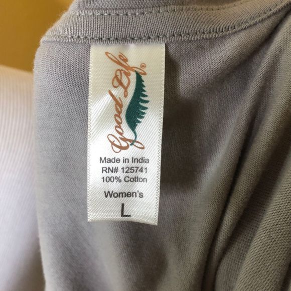 Good Life V-Neck Gray Short Sleeve Shirt - Picture 3 of 3